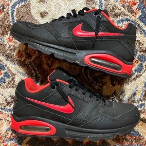 Nike AirMax Navigate Black and Red